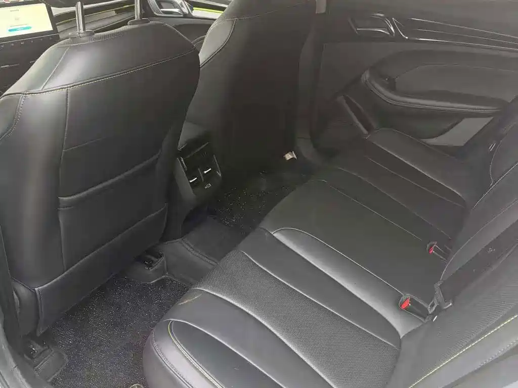 Roewe i5 — миниатюра 5