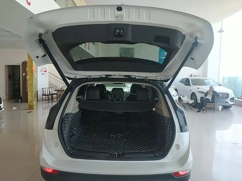 Lincoln MKC — миниатюра 19