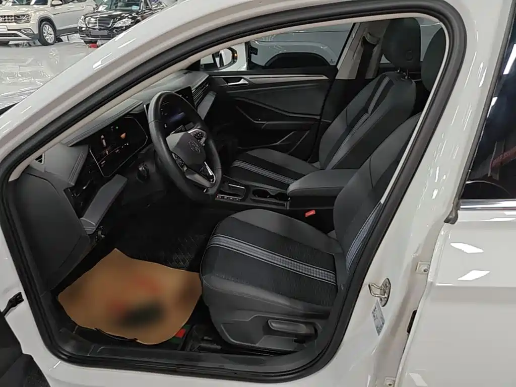 Volkswagen Sagitar — миниатюра 16