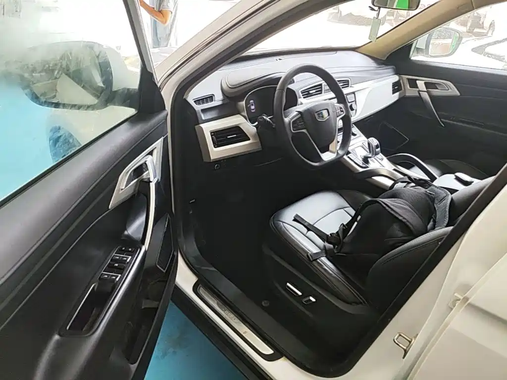 Geely Boyue — миниатюра 16