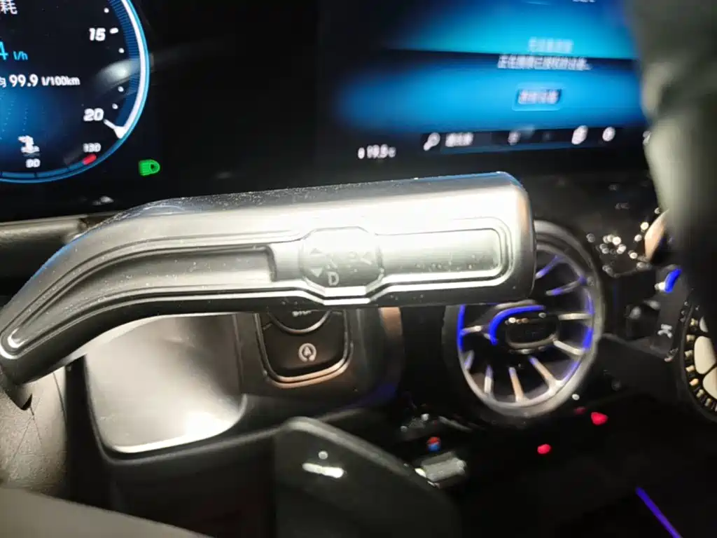 Mercedes-Benz GLB — миниатюра 14