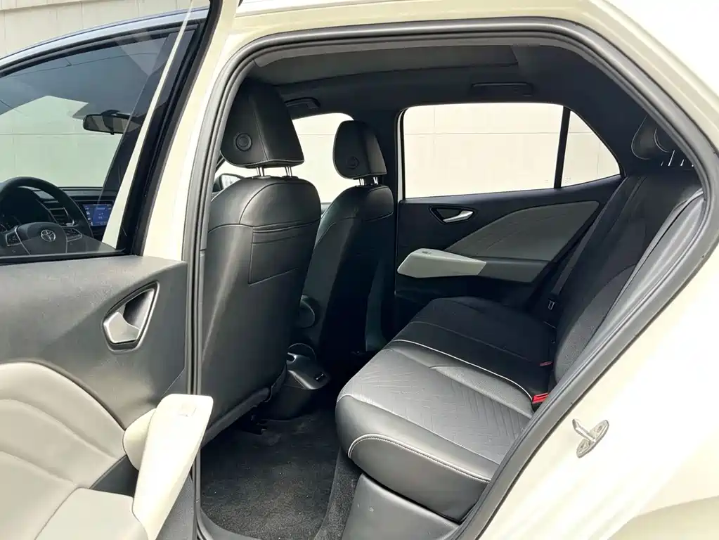 Volkswagen ID.3 — миниатюра 6