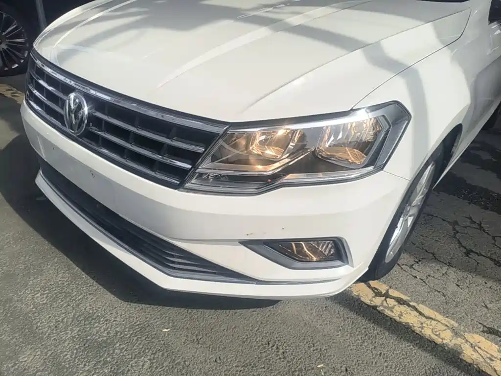 Volkswagen Jetta — миниатюра 24