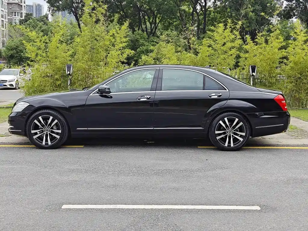 Mercedes-Benz S-Class — миниатюра 3