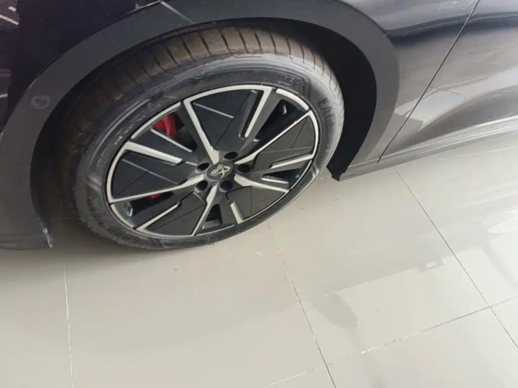 BYD Han L — миниатюра 23