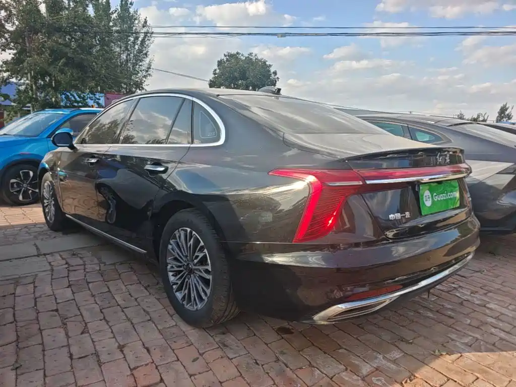 Hongqi Hongqi H5 — миниатюра 5