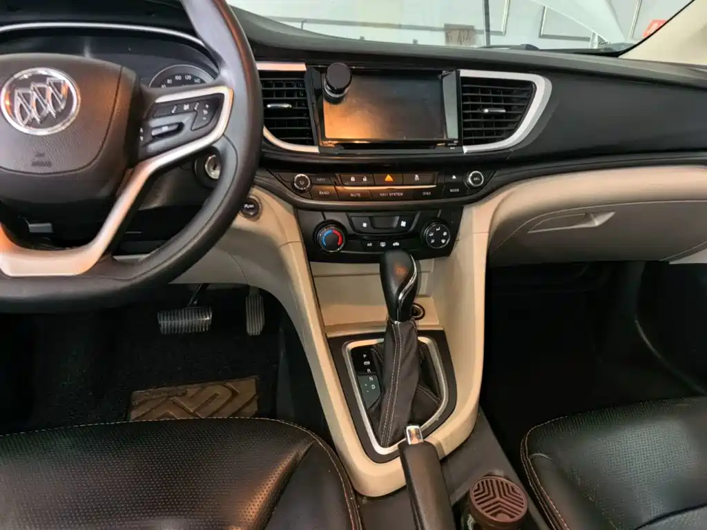 Buick Excelle — миниатюра 13