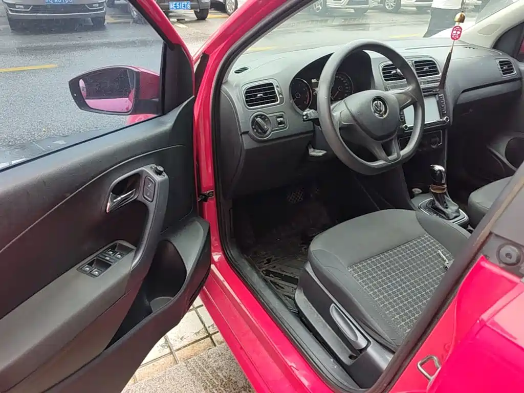 Volkswagen Polo — миниатюра 16