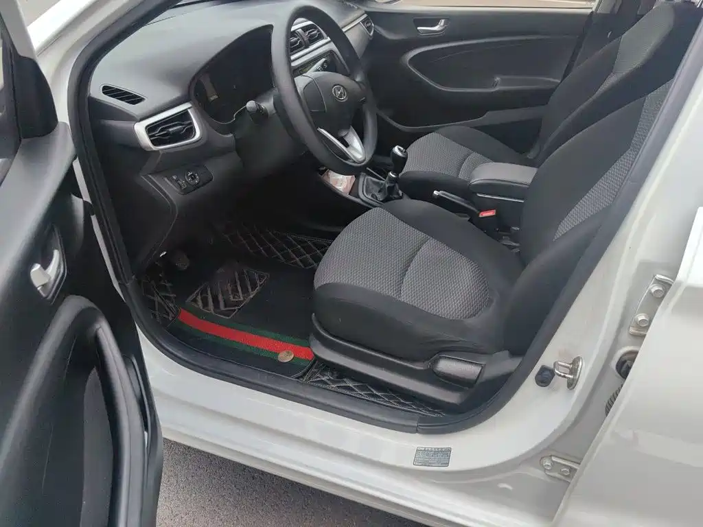 Hyundai Verna — миниатюра 14