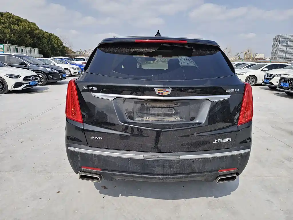 CADILLAC XT5