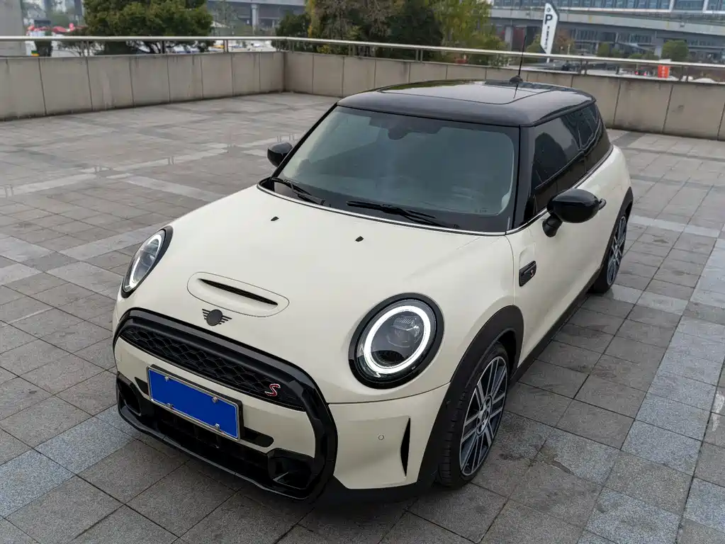 Mini Mini 2023
