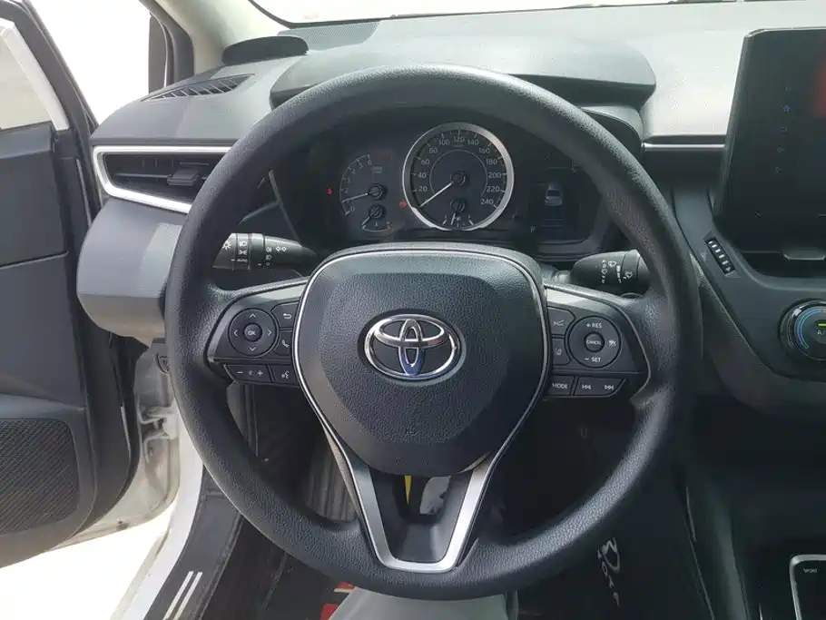 Toyota Corolla — миниатюра 15
