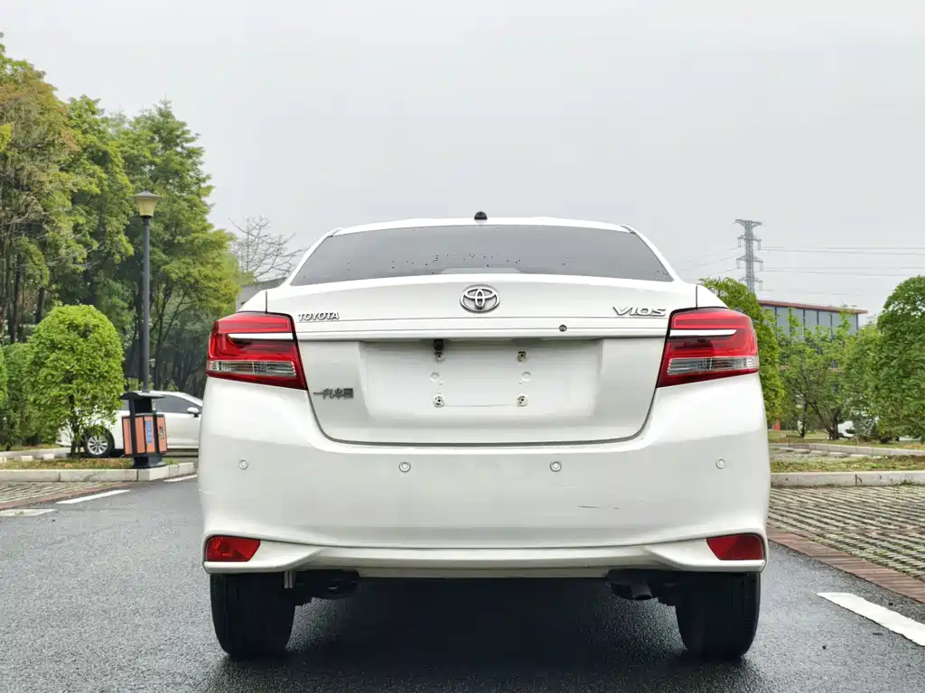 TOYOTA VIOS