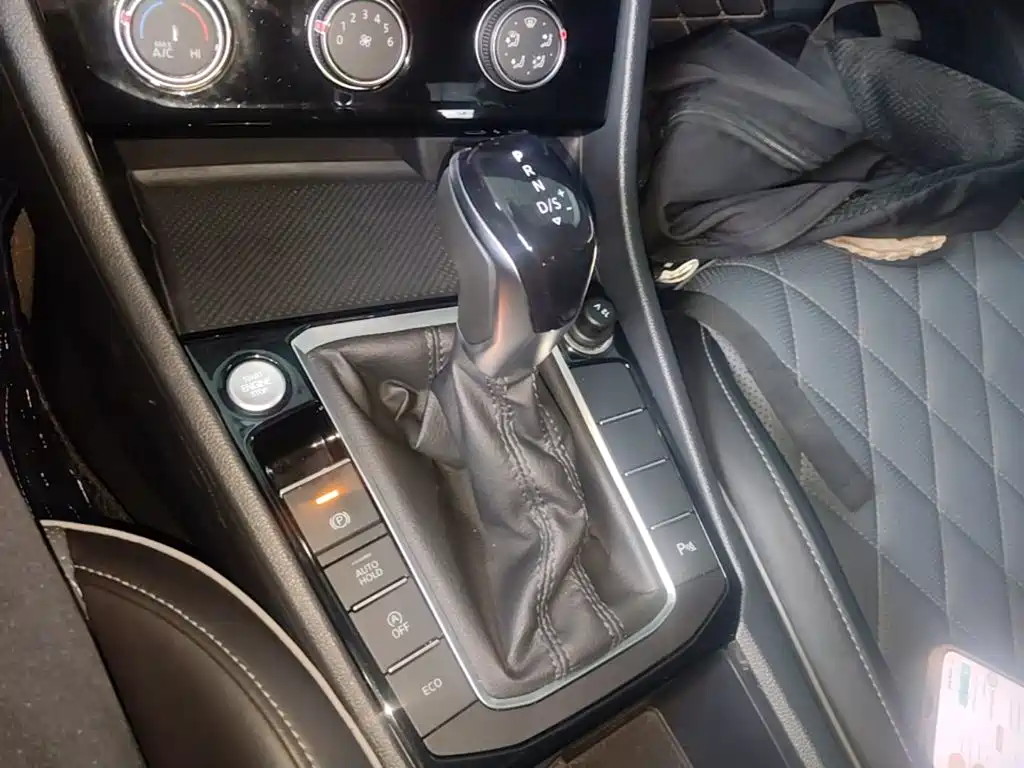 Volkswagen Sagitar — миниатюра 14