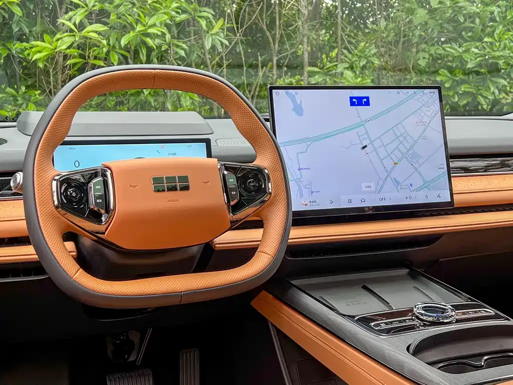 Geely Galaxy Xingyao 8 130km EM-P Star Ship Edition, фото 11