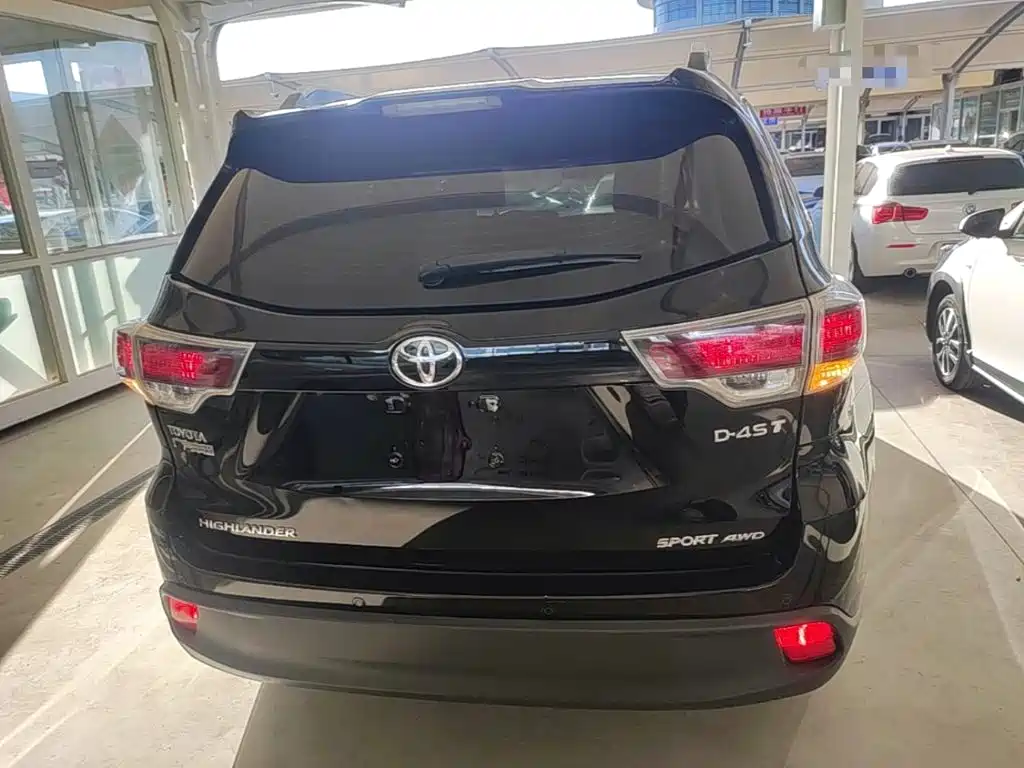 Toyota Highlander — миниатюра 6