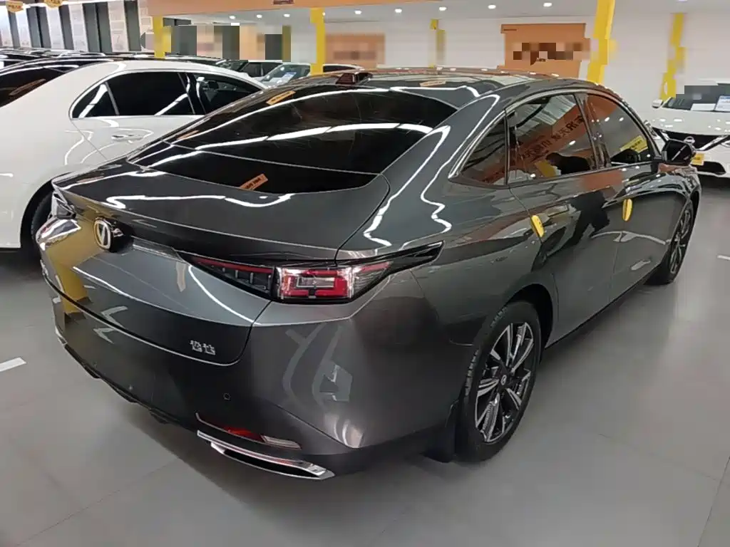 Changan Yida — миниатюра 7