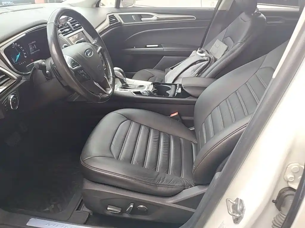Ford Mondeo — миниатюра 15