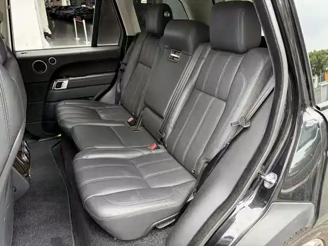 Land Rover Range Rover — миниатюра 11