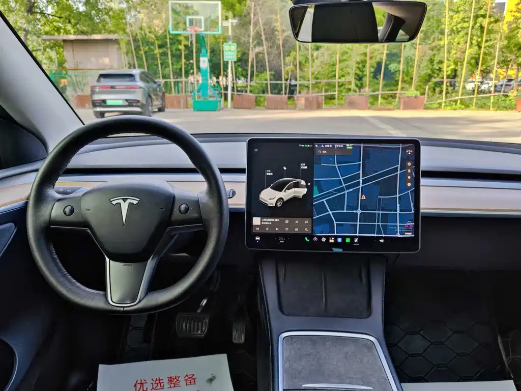 Tesla Model Y — фотографии объявления, Фото 9