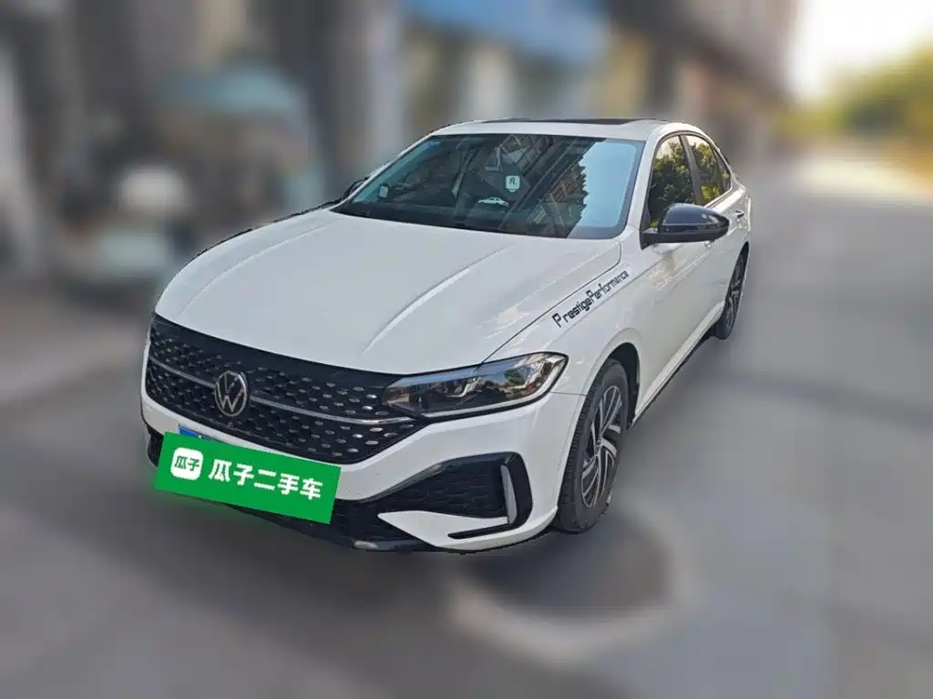 Volkswagen Lavida — миниатюра 2