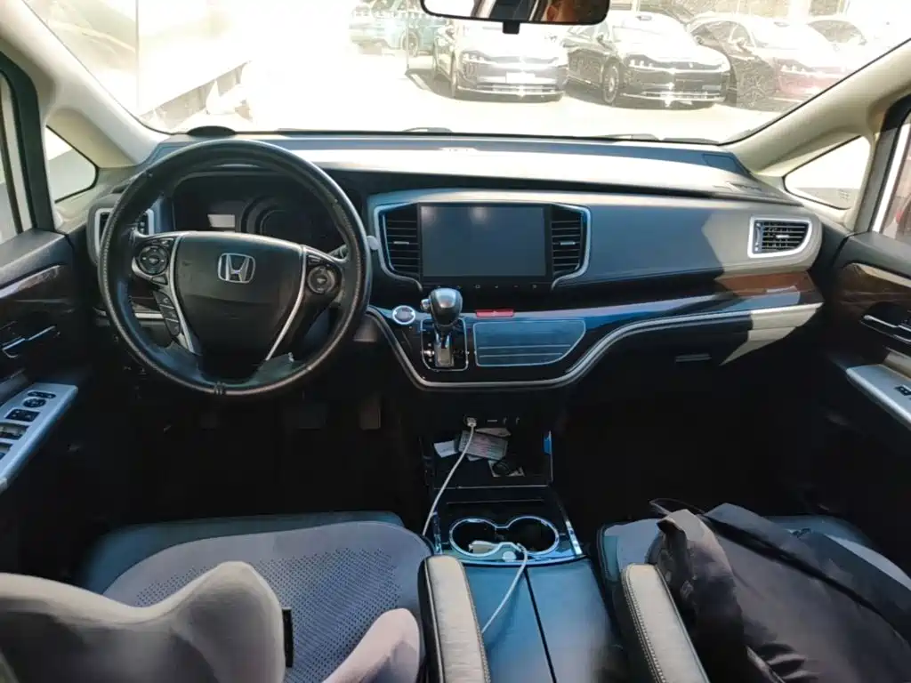 Honda Odyssey — миниатюра 10