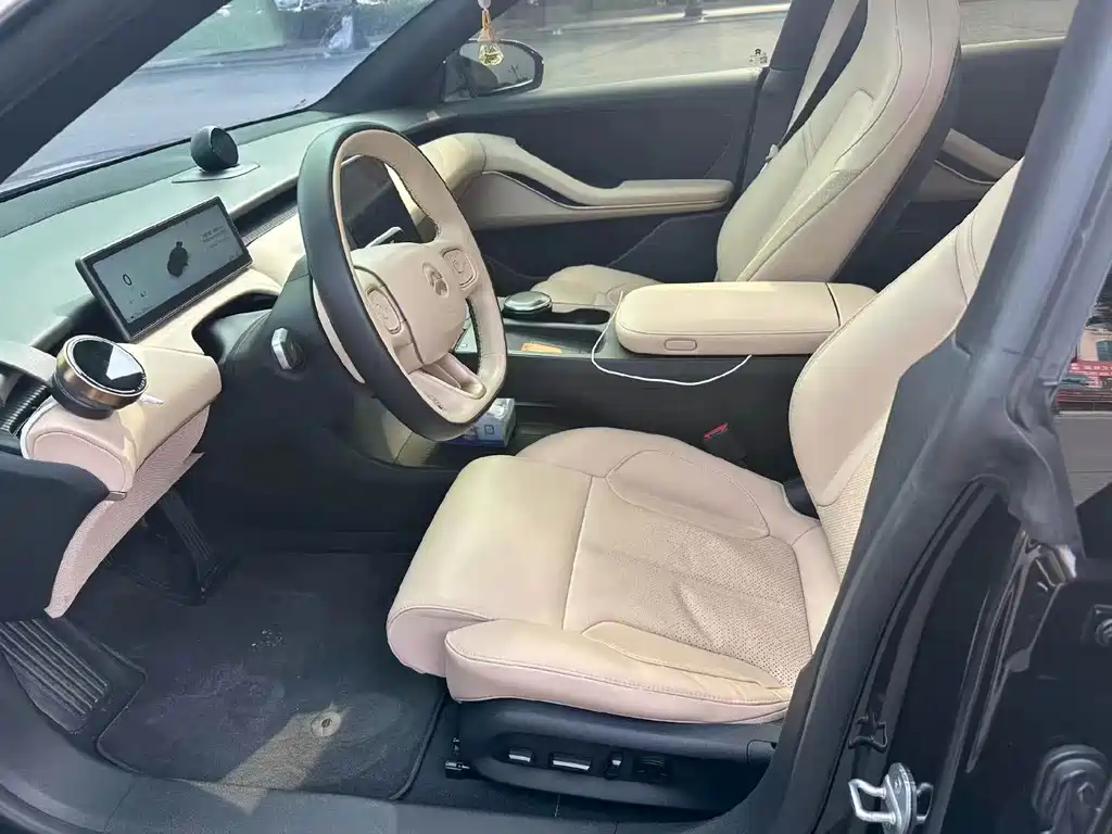 NIO ET5T — миниатюра 4