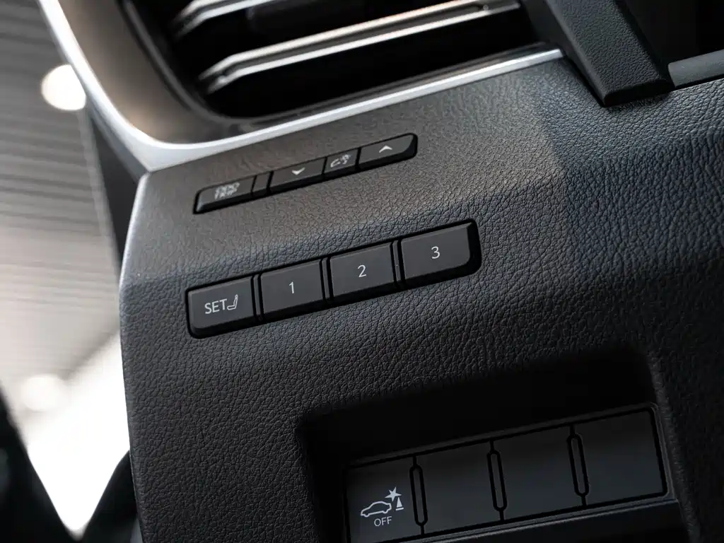 Lexus GX — миниатюра 24