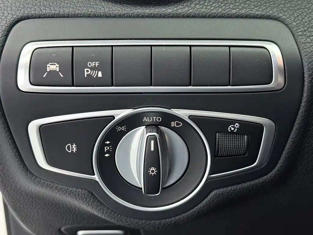 MERCEDES-BENZ C CLASS AMG