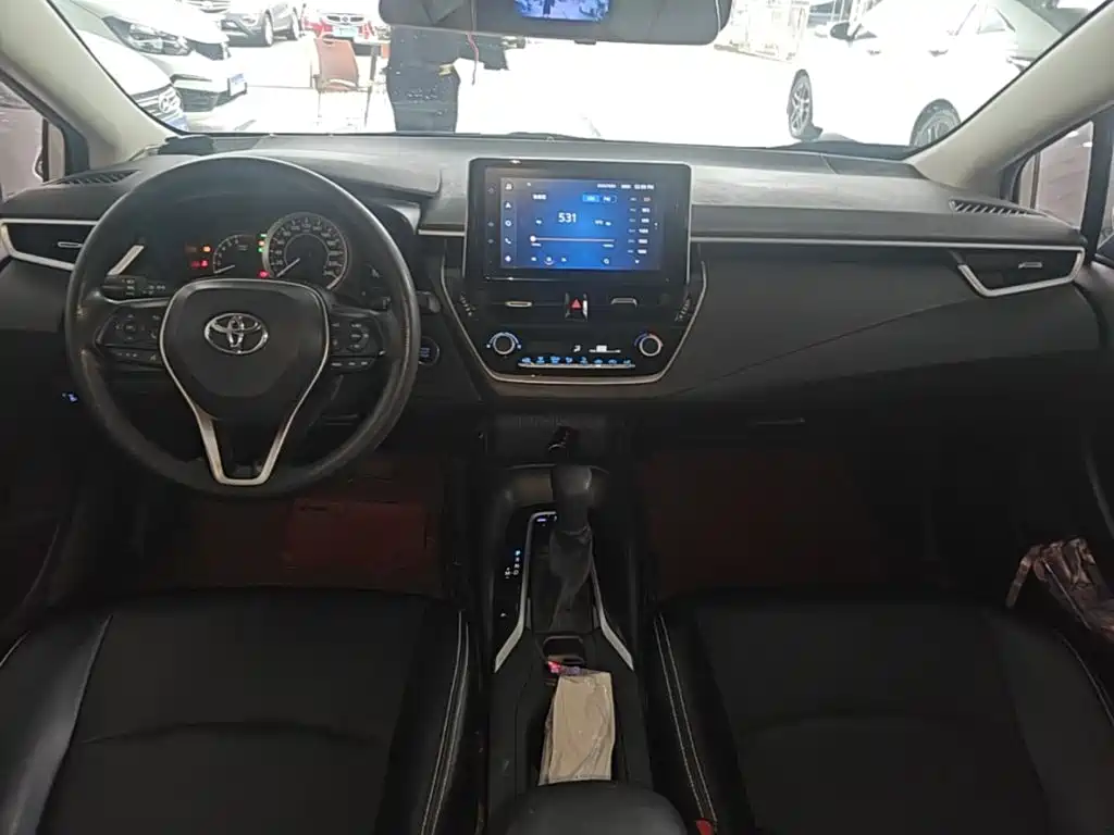 Toyota Corolla — миниатюра 10