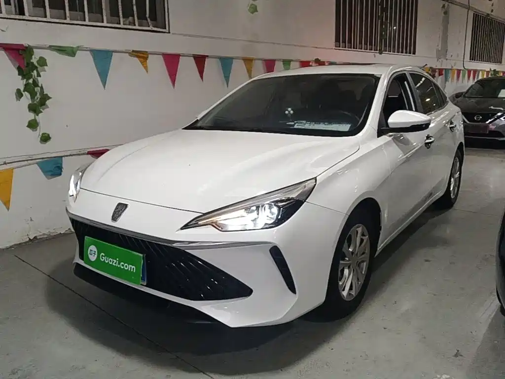 Roewe i5