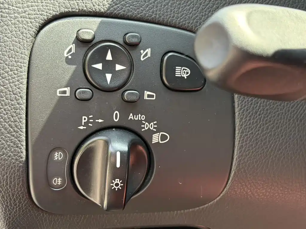 Mercedes-Benz CLK-Class — миниатюра 10
