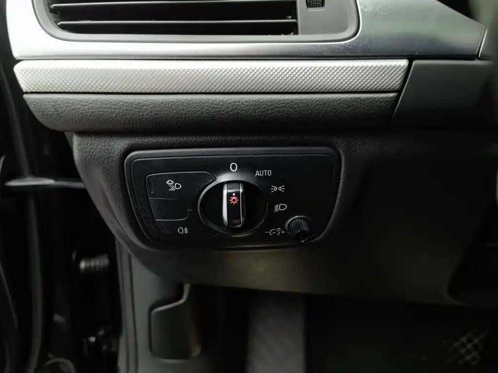 Audi A6L — миниатюра 21