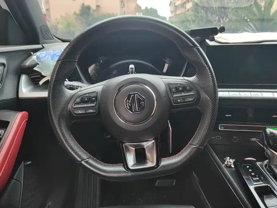 MG MG5 — миниатюра 15