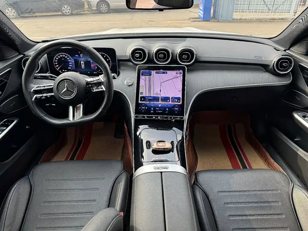 Mercedes-Benz C-Class — миниатюра 10