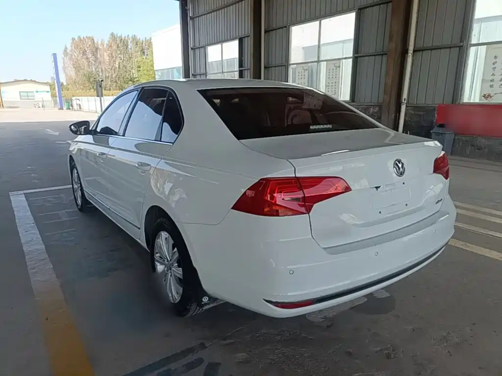Volkswagen Bora — миниатюра 5
