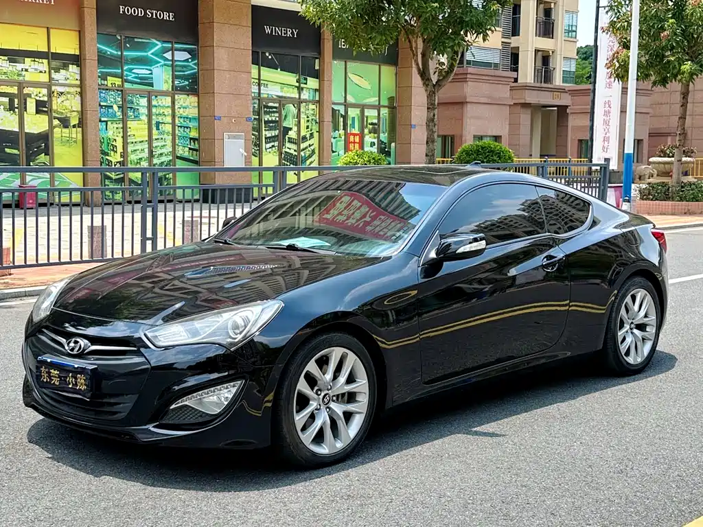 Купить Hyundai Genesis Coupe