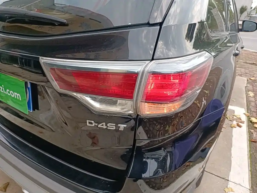 Toyota Highlander — миниатюра 8