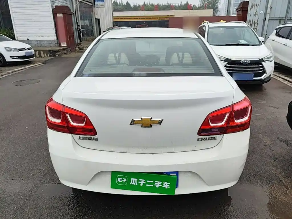 Chevrolet Cruze — миниатюра 6