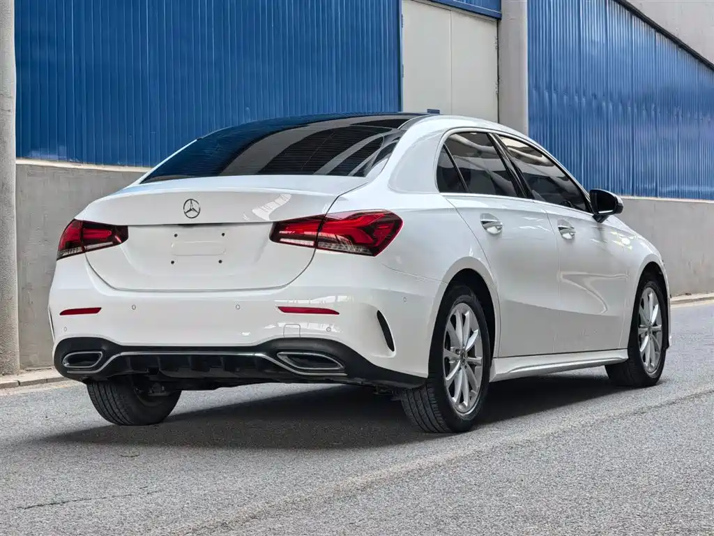 MERCEDES-BENZ A CLASS