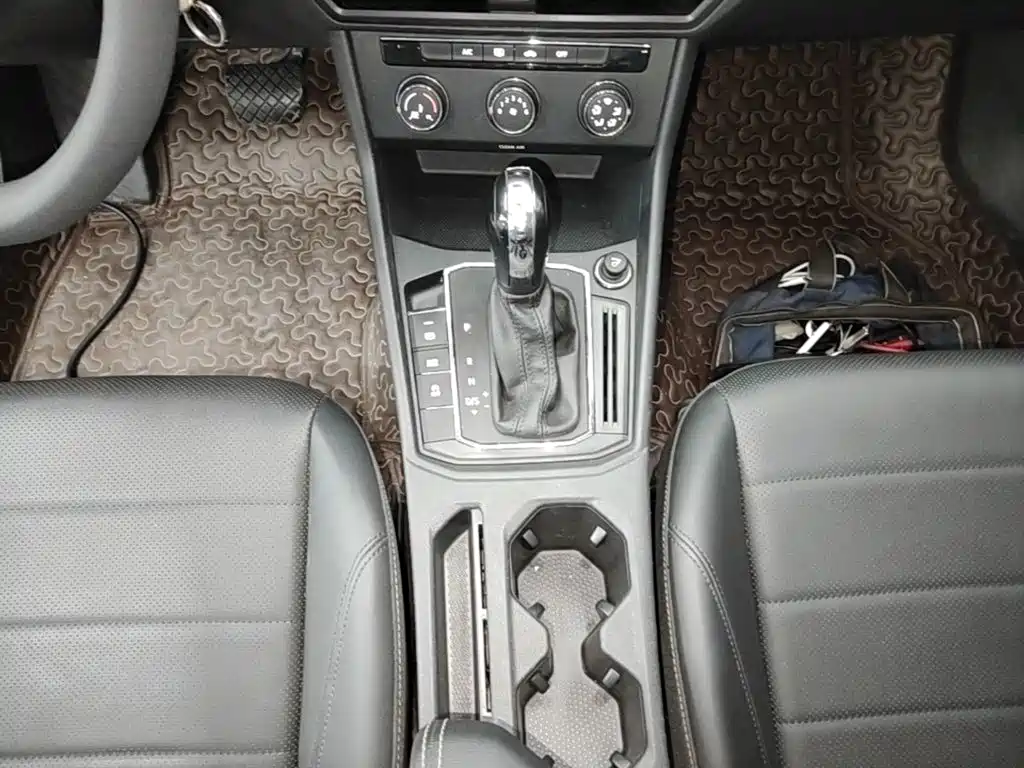 Volkswagen Lavida — миниатюра 14