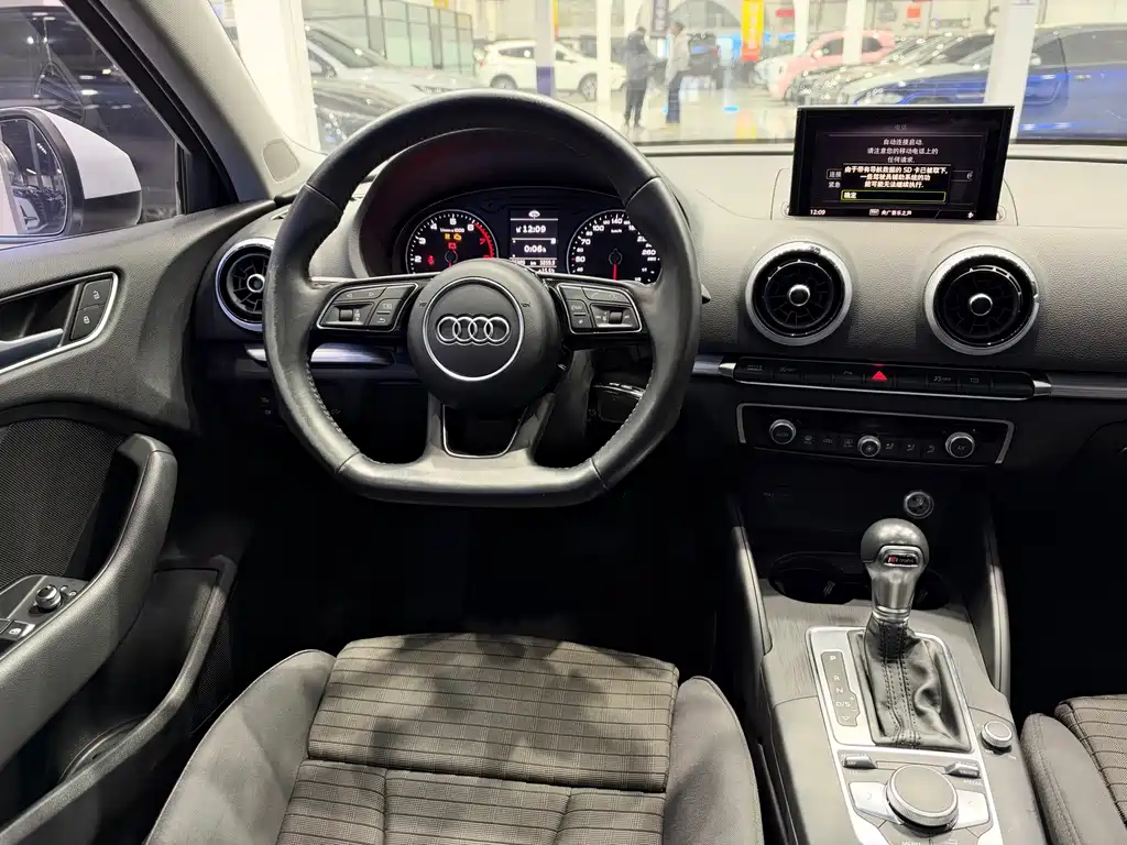 Audi A3 — миниатюра 10