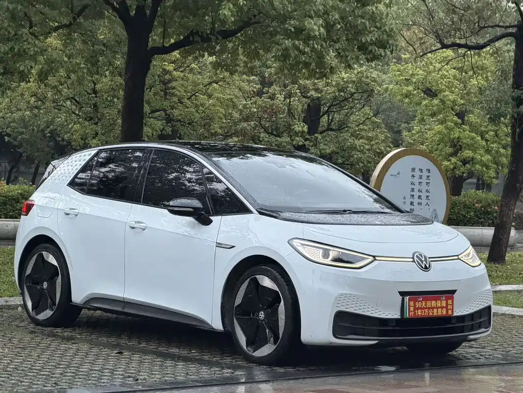 Volkswagen ID.3 — миниатюра 2