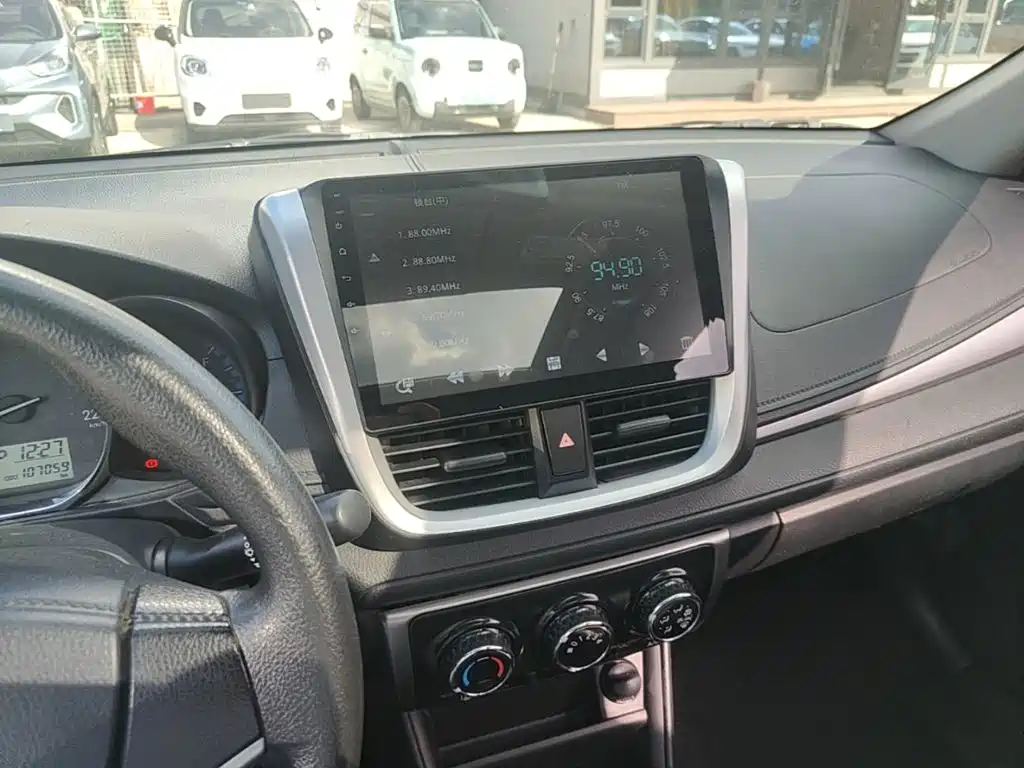 Toyota Vios FS — миниатюра 13