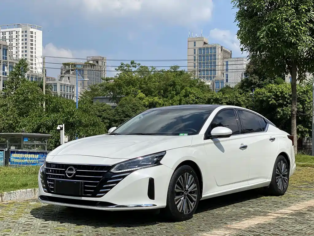 Nissan Teana 2023