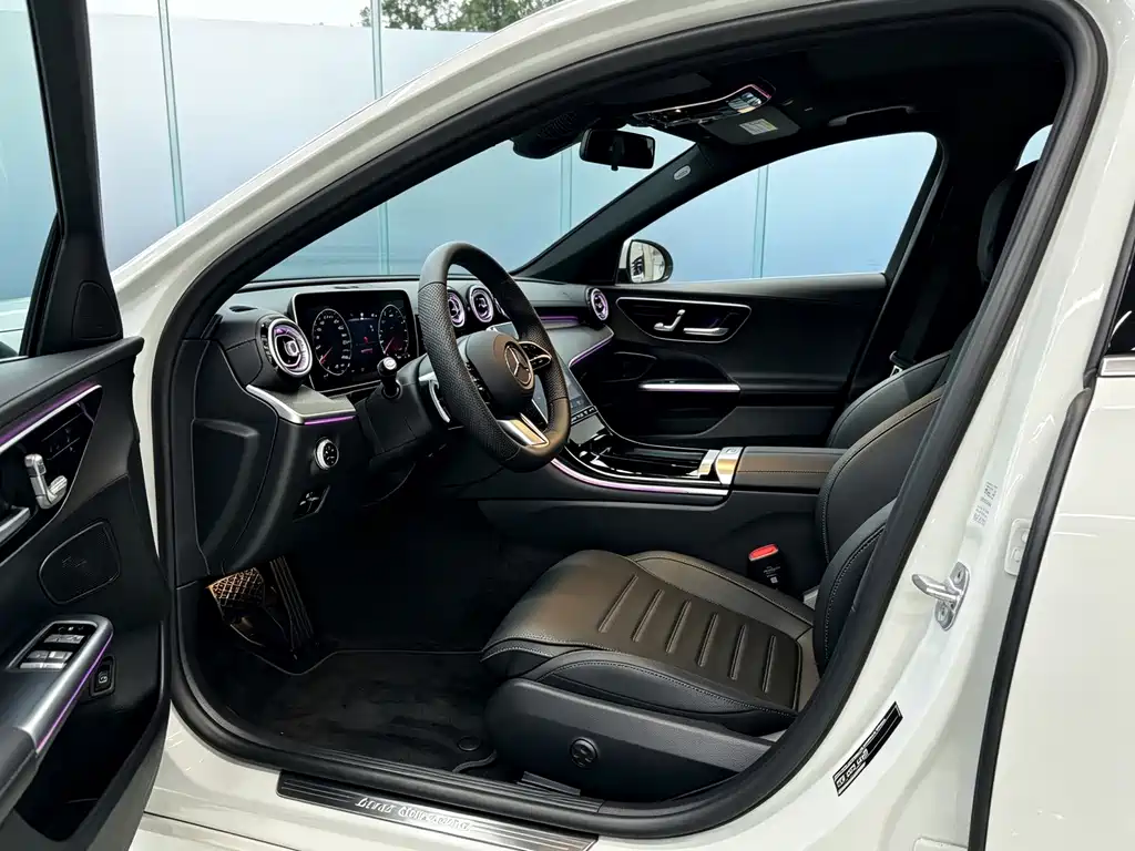 Mercedes-Benz C-Class — миниатюра 13