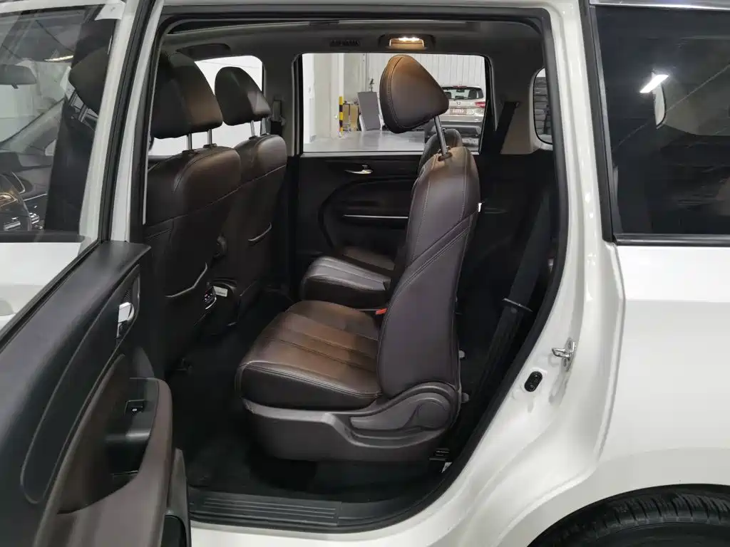 GAC Motor Trumpchi M6 — миниатюра 15