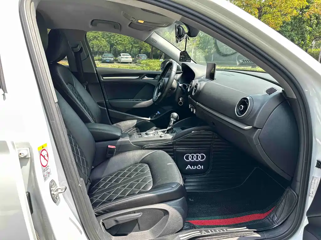 Audi A3 — миниатюра 12