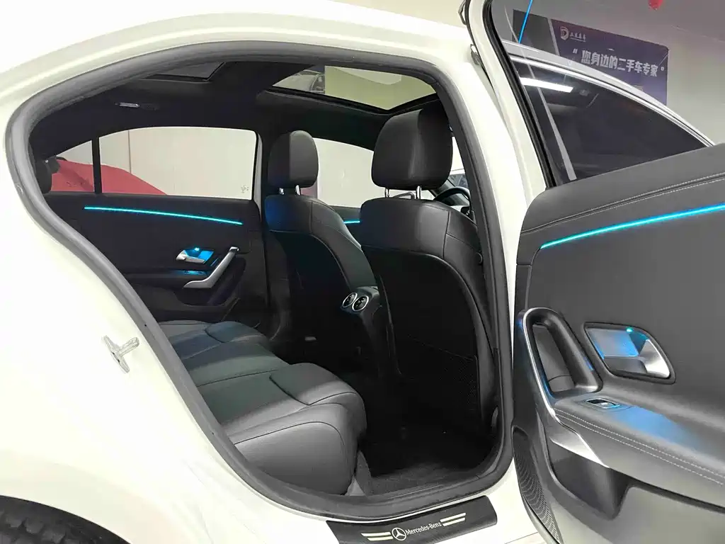 MERCEDES-BENZ A CLASS