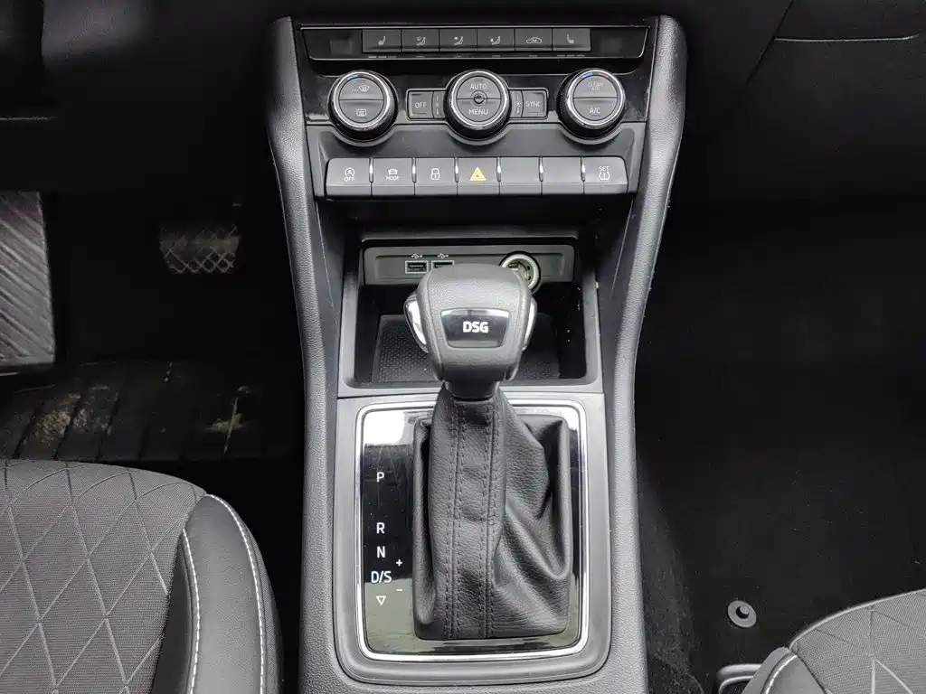Skoda Karoq — миниатюра 13